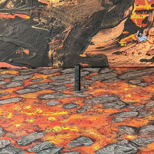 Industrial Enclave: Stützsäule für Überhänge